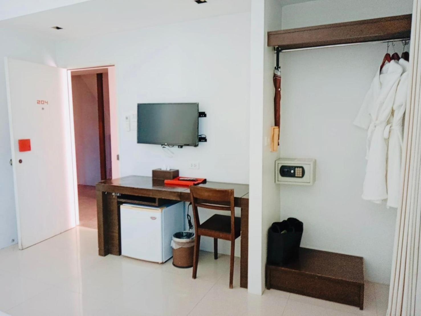The Album Hotel Patong Luaran gambar