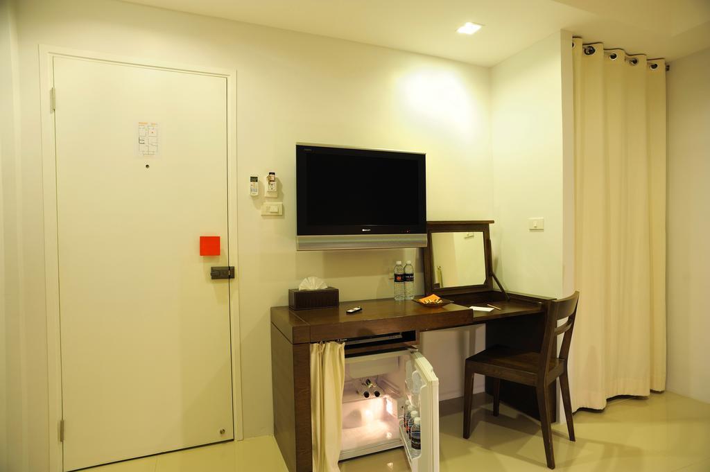 The Album Hotel Patong Luaran gambar